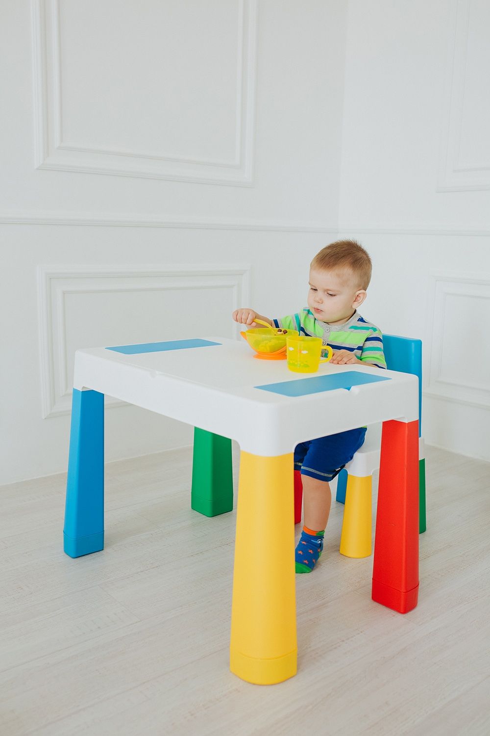 Дитячий столик POPPET та 1 стілець. Лего столик.