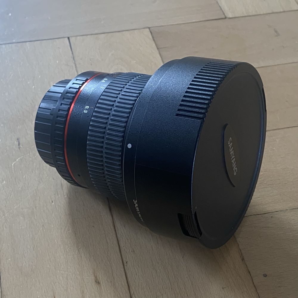 Obiektyw Samyang fisheye 8 mm bardzo dobry stan