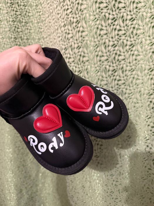 Продам взуття дитяче