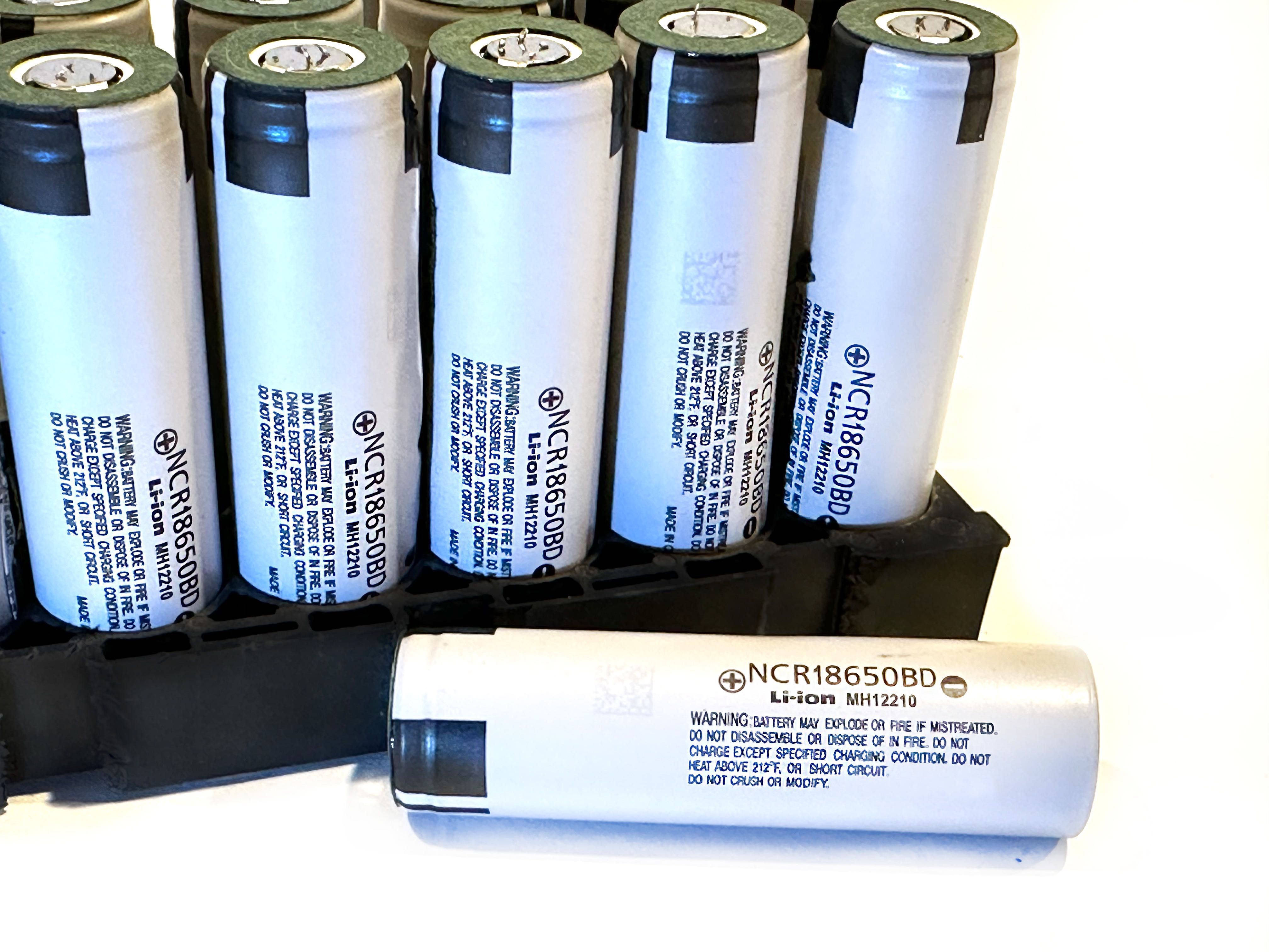 Акумулятор Panasonic NCR18650BD 3.7V 3200mAh 10Ah Li-ion