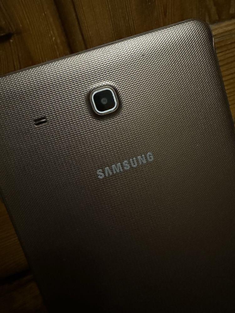 Samsung tab e "9,6"