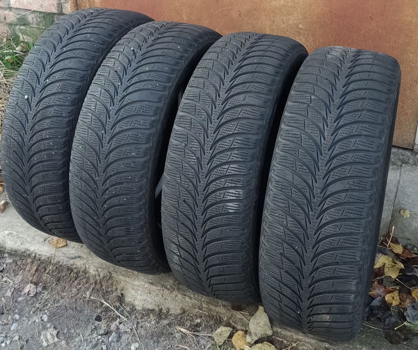 Шини Goodyear UltraGrip Ice+ 205/60 R16