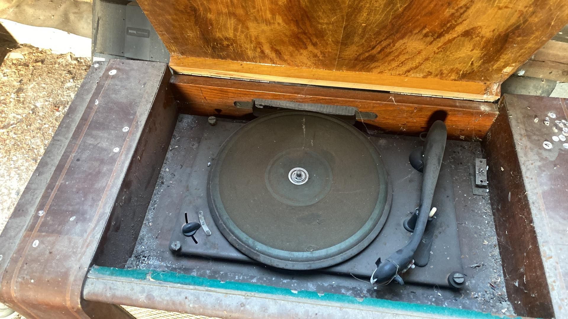 Stare radio Mińsk 55 z gramofonem PRL zabytek