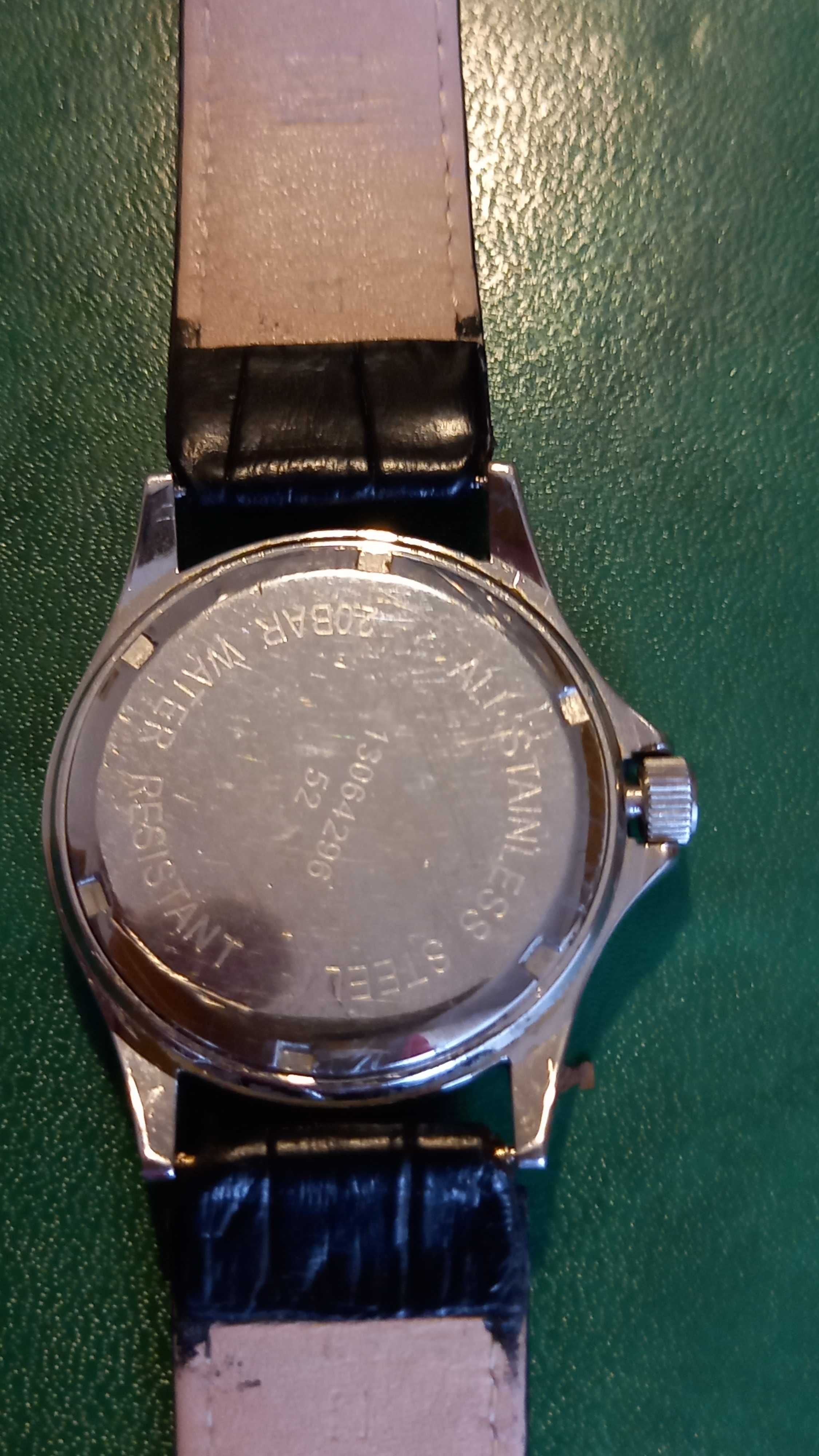 Regent męski niemiecki zegarek analogowo-kwarcowy