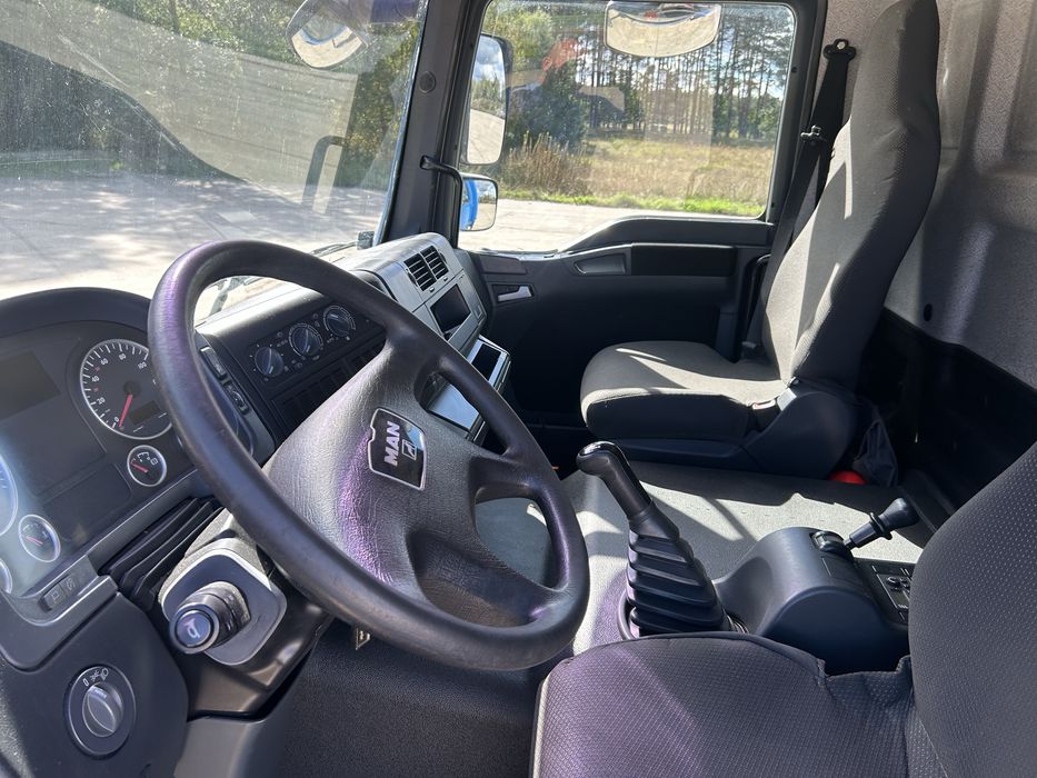 MAN TGL 8.220 przestrzenny 62m3