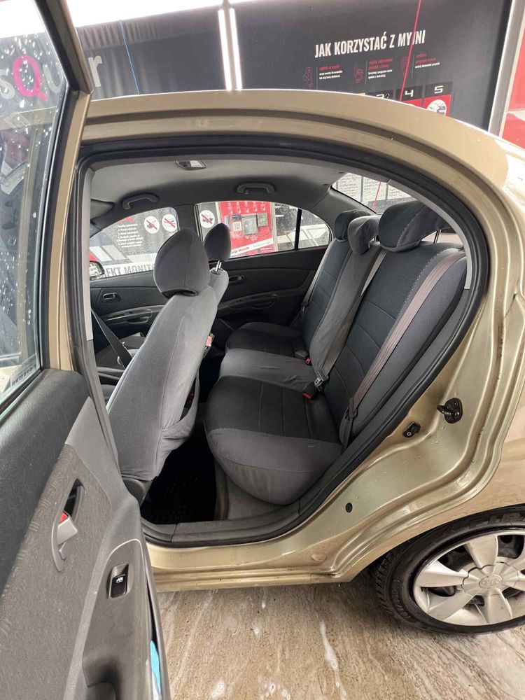Kia Rio II 1,5 CRDi sedan bardzo dobry stan, tylko 180 tys przebiegu!