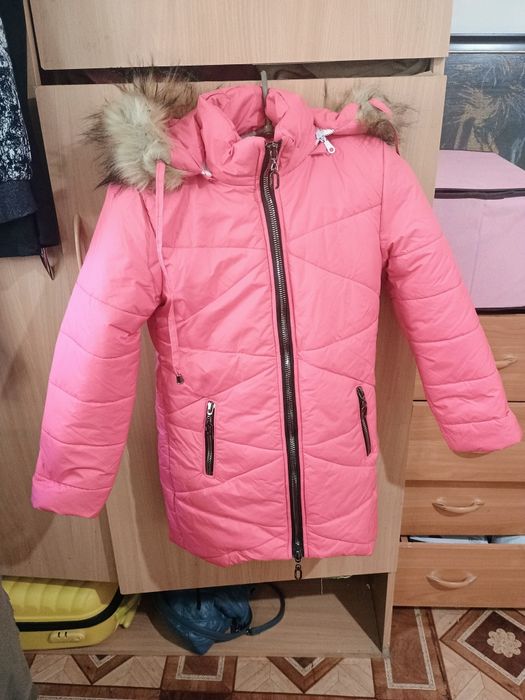 Зимова куртка для дівчинки