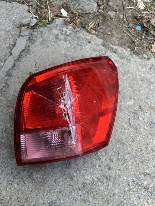 Продам задний правый фонарь на Nissan Qashgai 2007 -09года!Оригинал!
