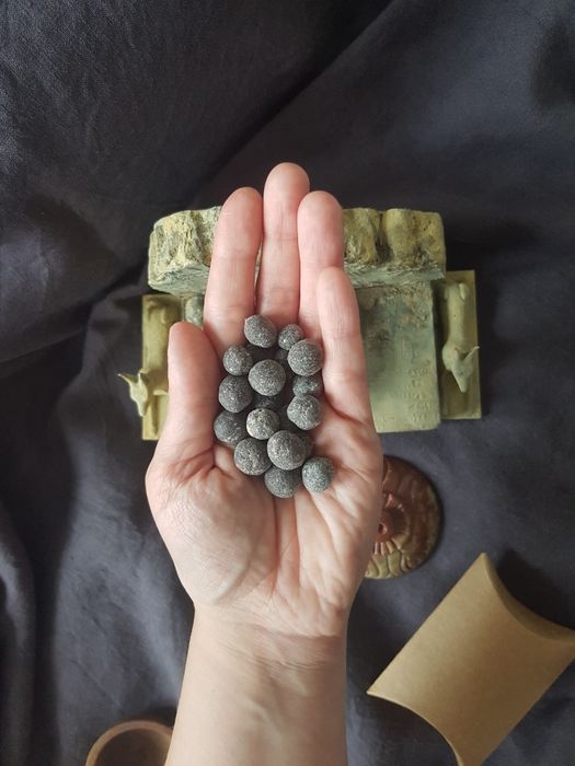 Kyphi - tradycyjne starożytne kadzidło wg. przepisu z Edfu I