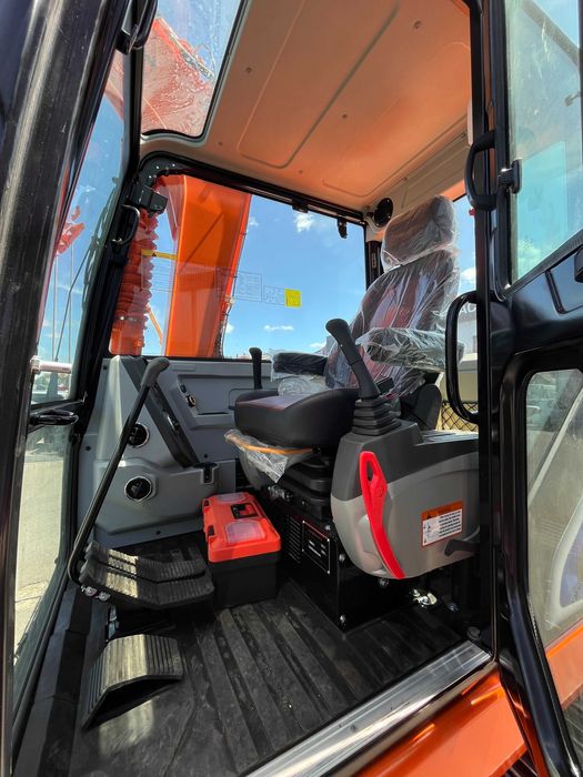 Гусеничний екскаватор Lonking CDM6060