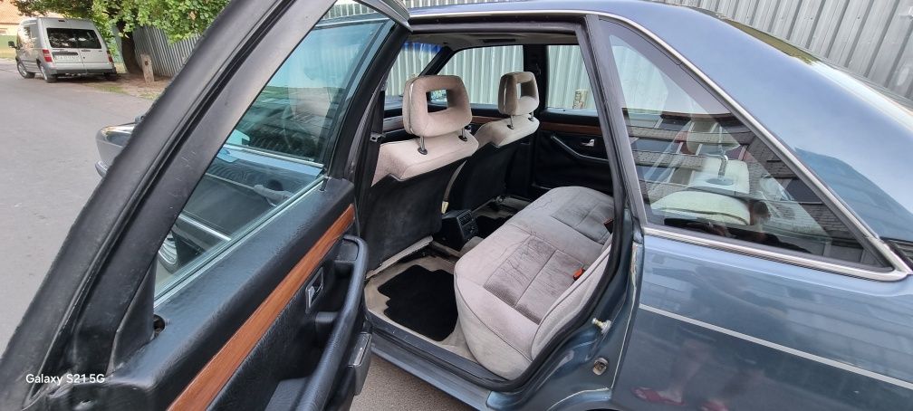 Продам Audi 100с3 г/б