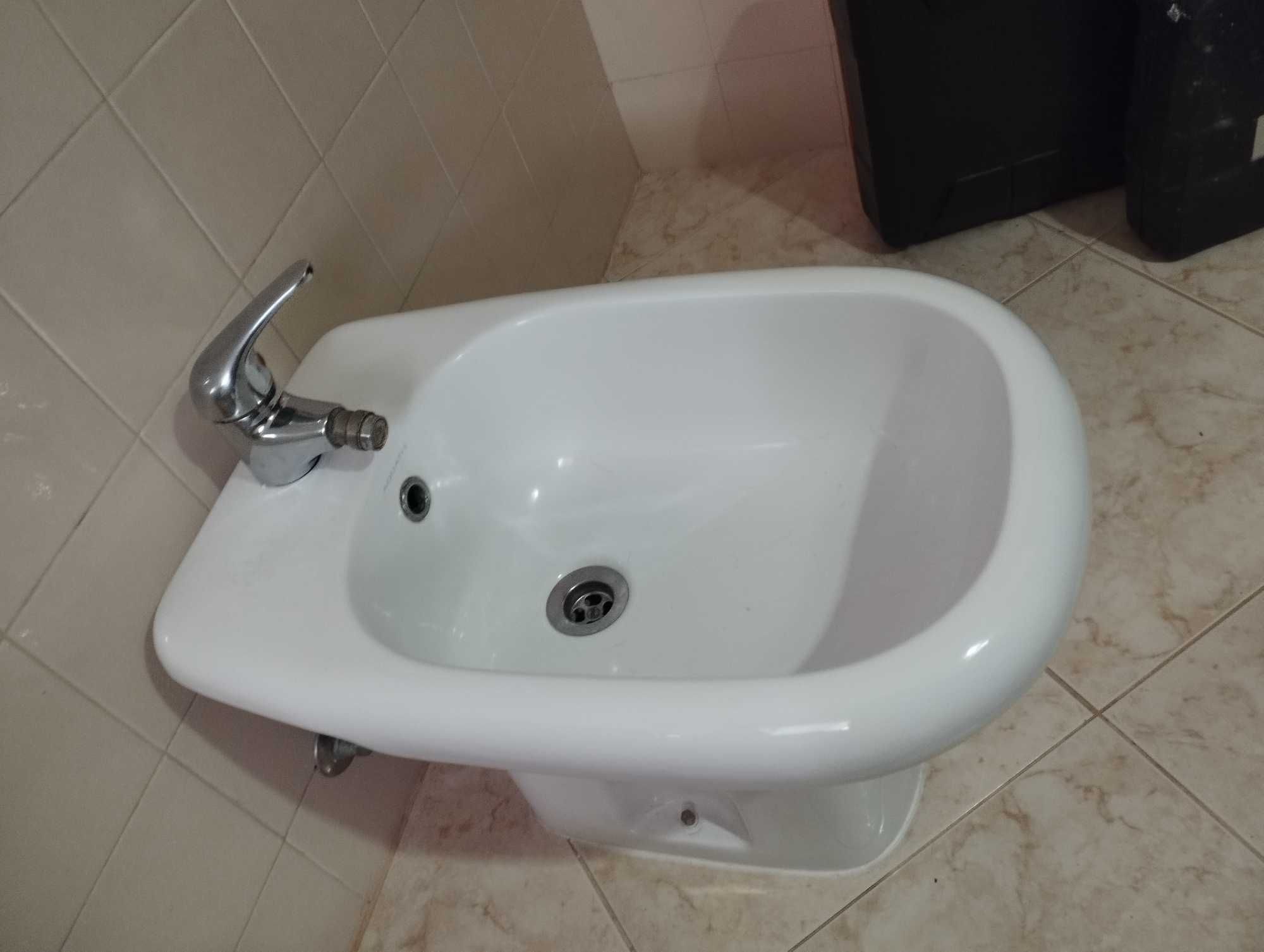 Bidé WC+ torneira