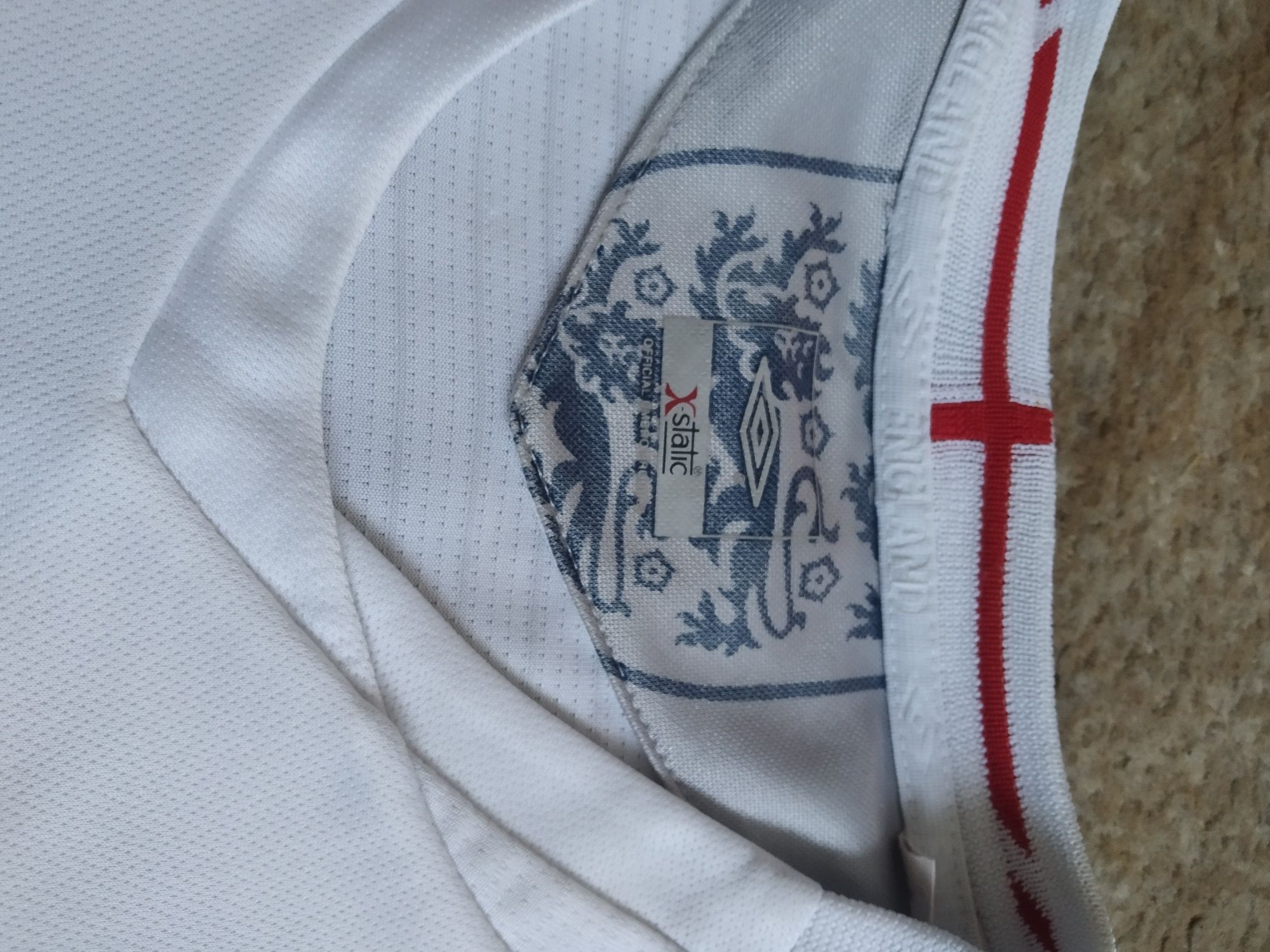 Oryginalna koszulka piłkarska reprezentacji Anglii.  Umbro.