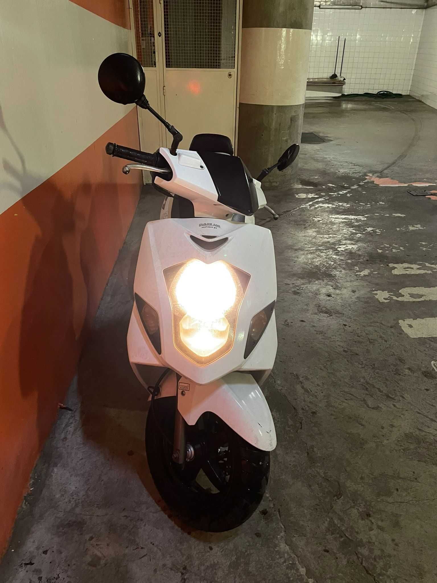 Scooter 125 - 900€ - Daelim S1 125cc