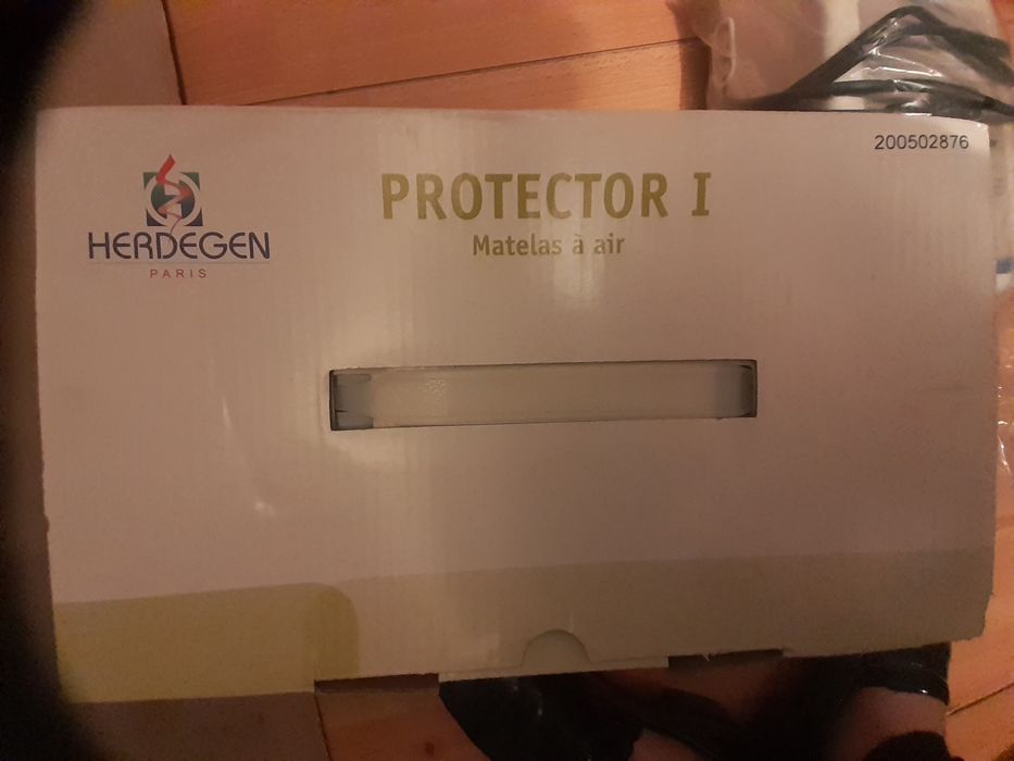 Materac przeciwodlezynowy
