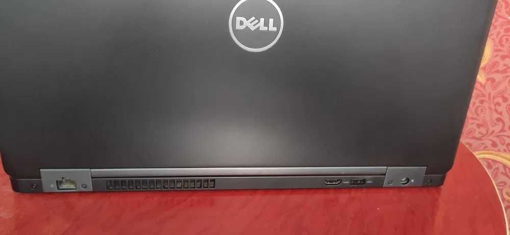 Ноутбук Dell Latitude 5580 15.6" LCD /i5-7300U/8Gb/SSD240Gb/Win 11