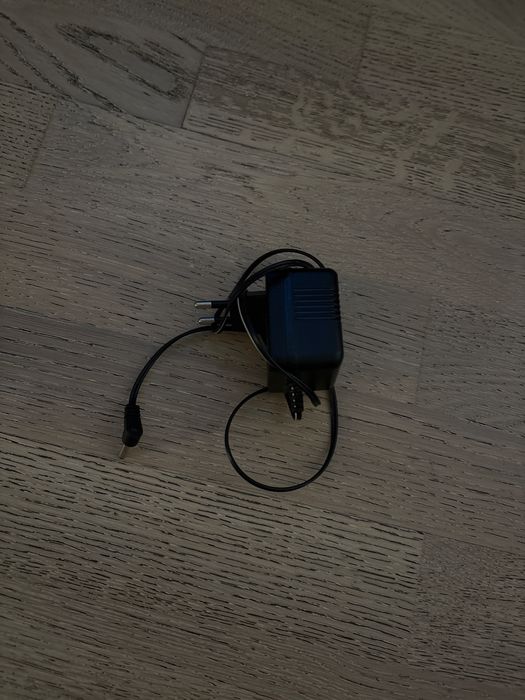 Продам робота на пульті управління із зарядкою