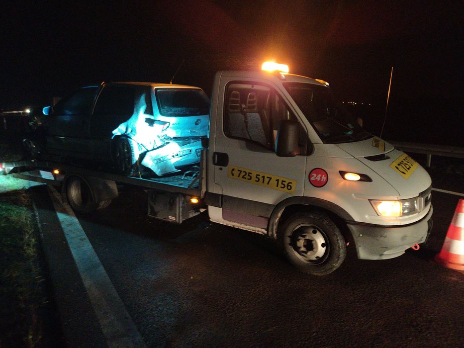 Autolaweta Laweta 24H Tanie Holowanie  Nałęczów Puławy Lublin Kurów