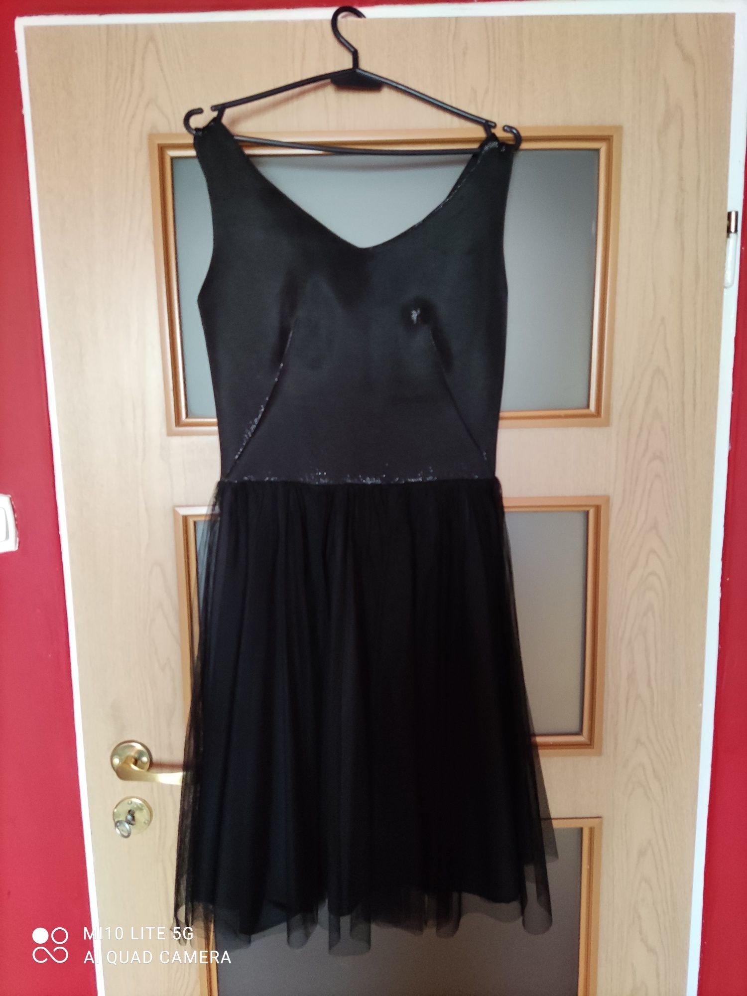 Sukienka czarna tiul