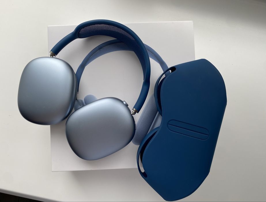 AirPods Max Sky Blue