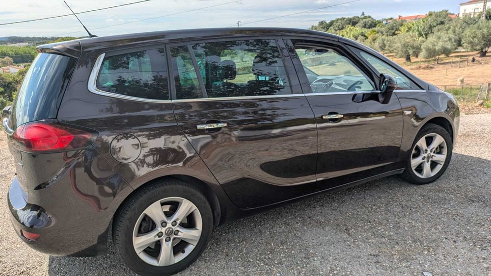 Opel Zafira, 7 lugares, 2.0 cdti diesel