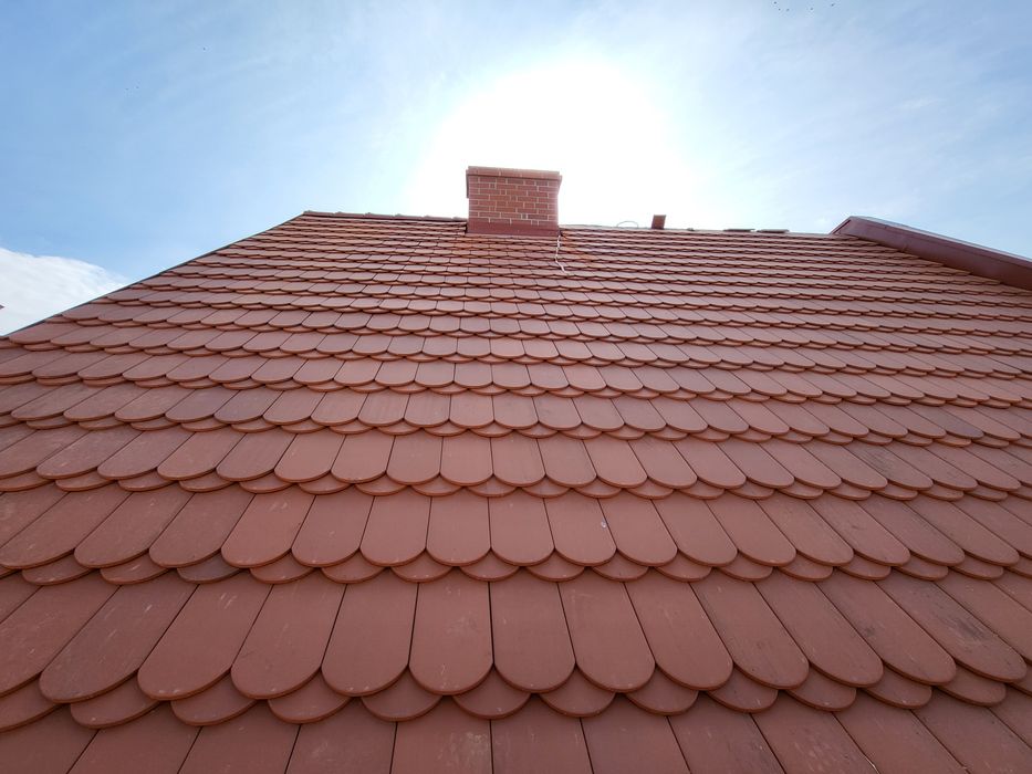 Stany surowe, stropy, murowanie ścian.