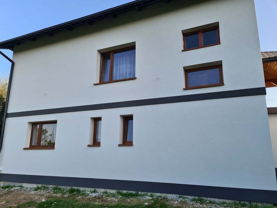 Elewacje docieplenia podbitki