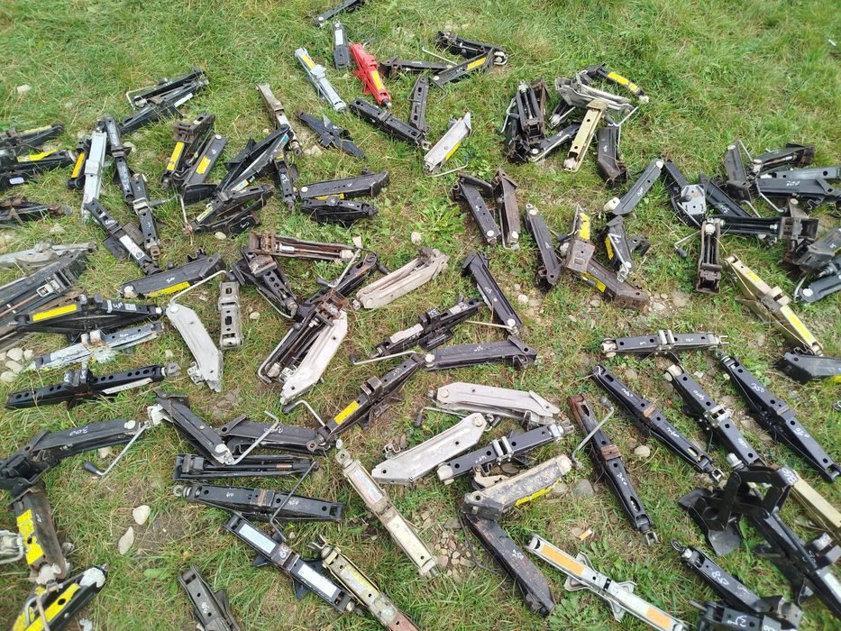 Домкрати оптом до авто