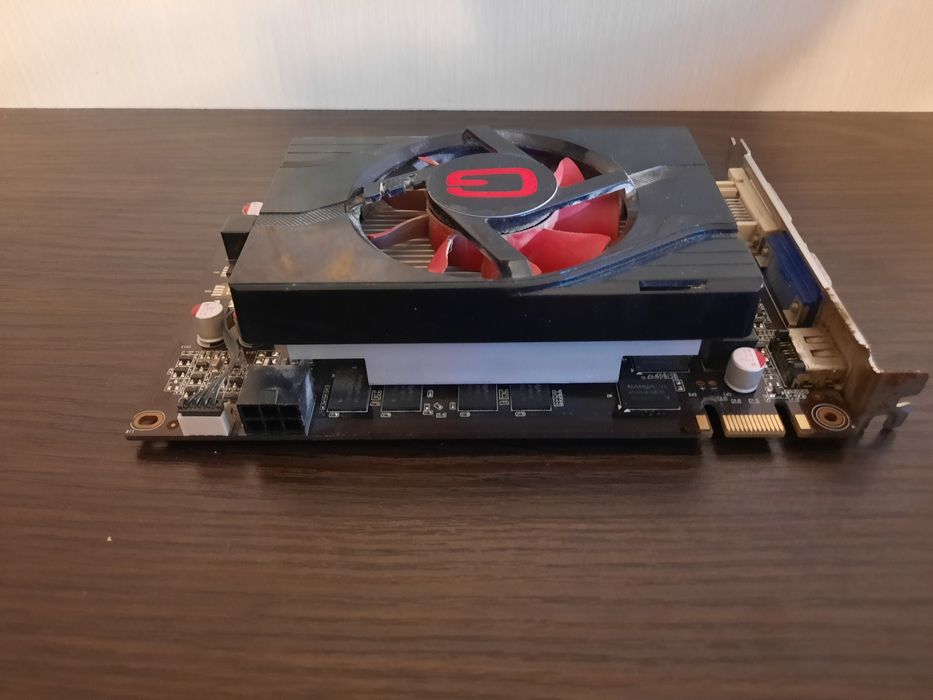Видеокарта GTS450 1Гб GDDR3 128bit