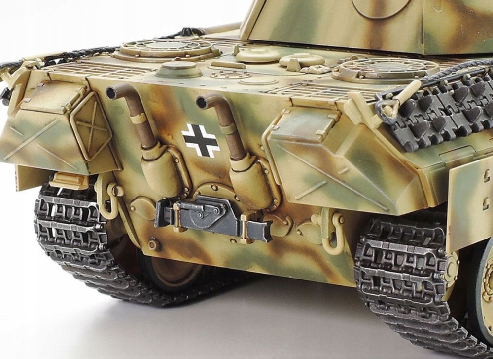 Czołg Panther PzKpfw V Ausf.D 1:48 model 32597 Tamiya