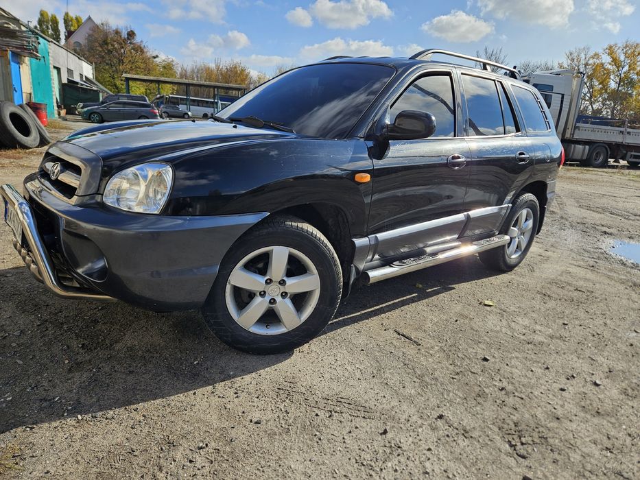 Автомобиль хюндай сантафе