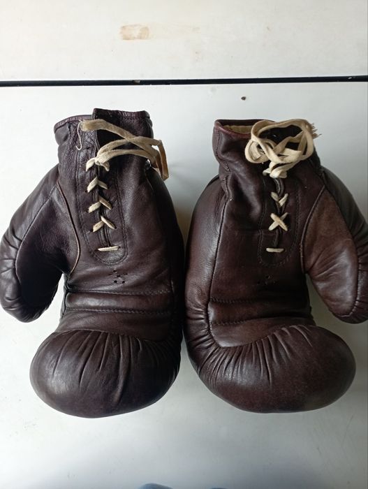 Кожанные боксёрские  перчатки СССР раритет