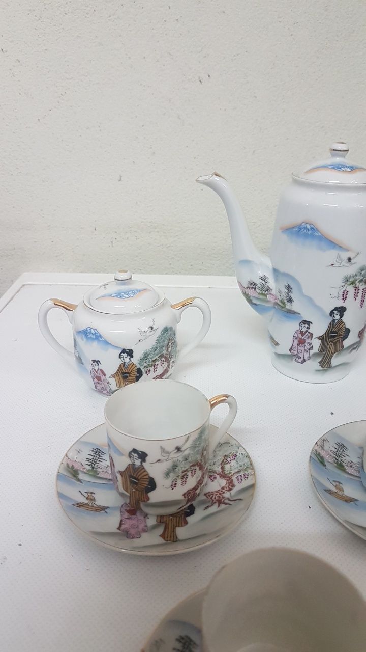 Conjunto de chá.
