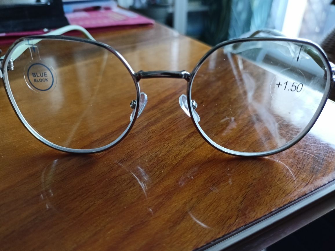 Okulary korekcyjne +1.5