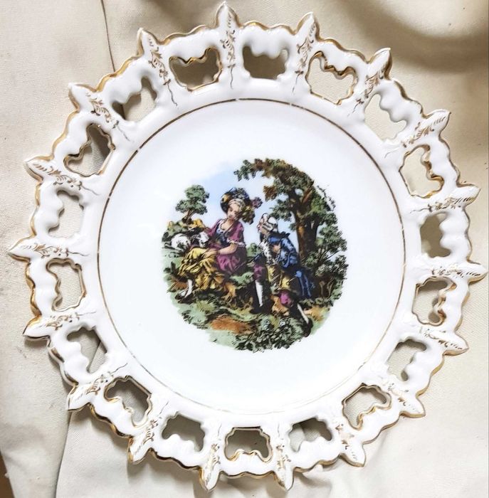 3 Pratos Louça Valiosos