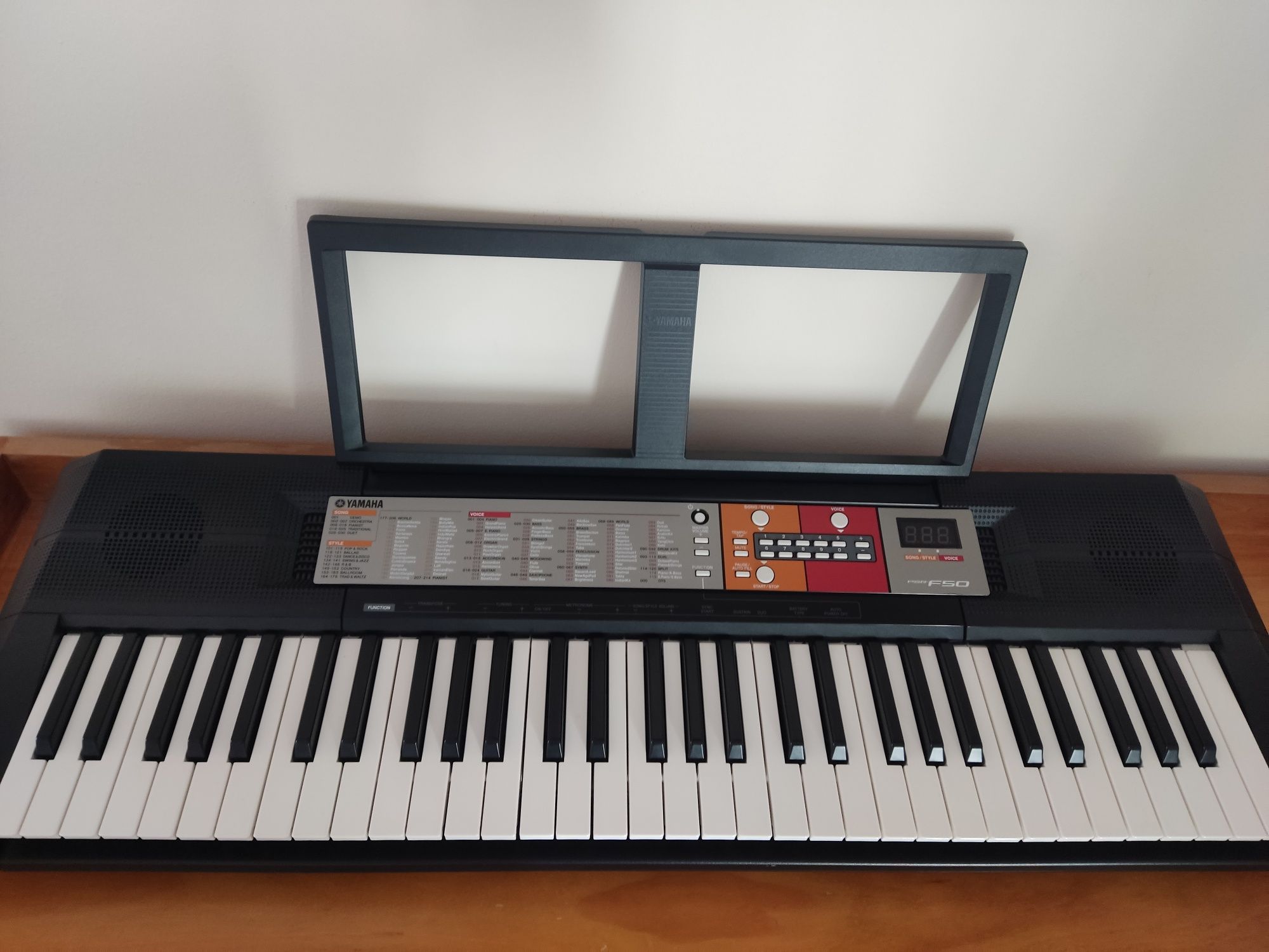 Piano Yamaha psr f-50