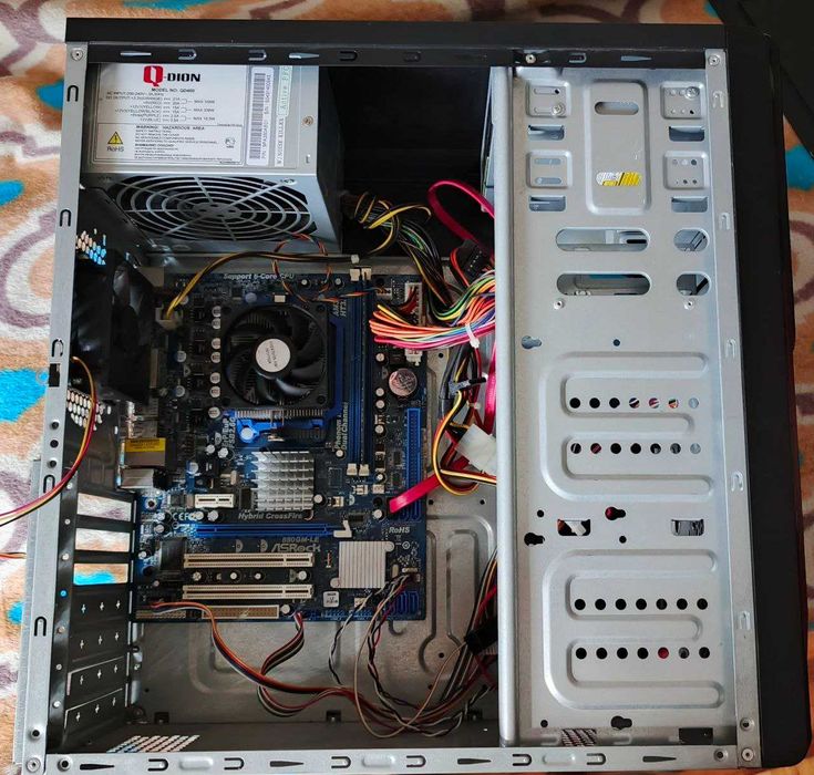 Комп'ютер у робочому стані