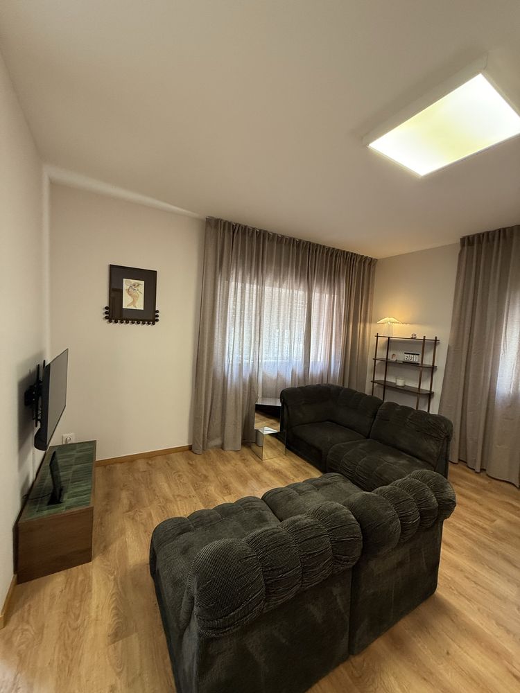 Alugo Quarto a Estudantes