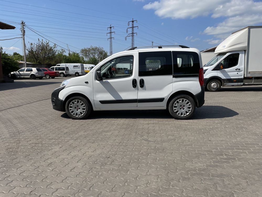 Ліхтар фонарь Fiat Fiorino Qubo Citroen Nemo Peugeot Bipper