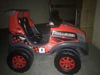 Jeep  a bateria e com carregador.,