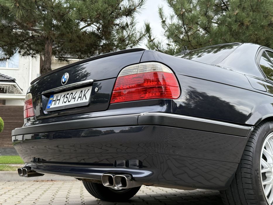 BMW 735i Steptronic 3.5 бензин/газ 2000 г