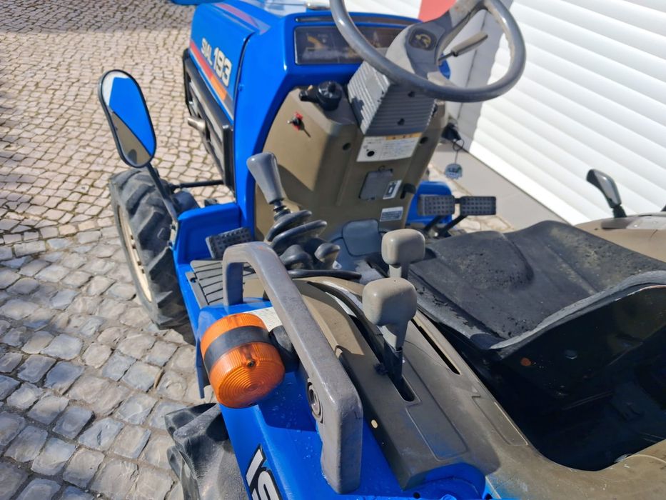 Trator iseki Sial 193 com direção assistida