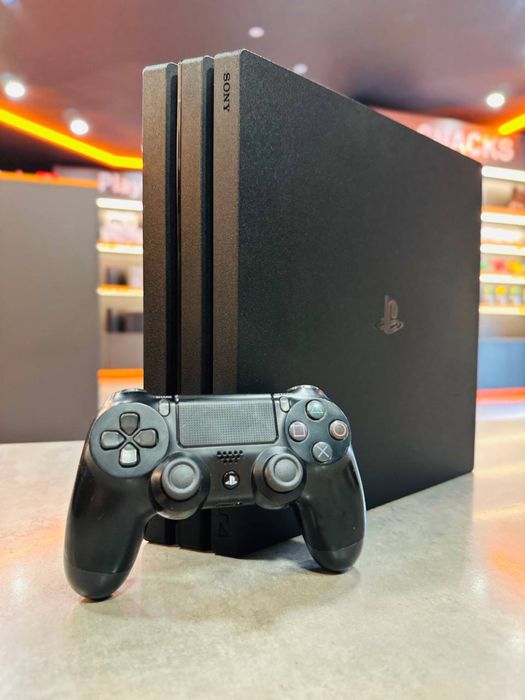 Sony PlayStation 4 Pro 1Тб у Відмінному стані+безкоштовна гра на вибір