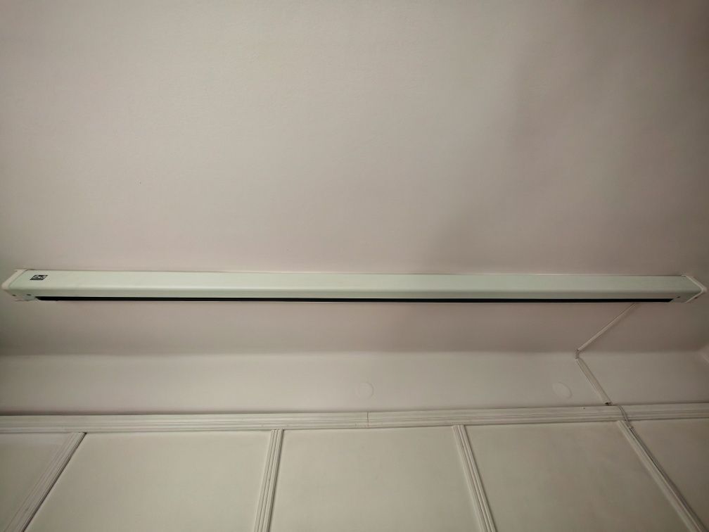 Ekran projekcyjny 2x3 profi elektryczny 4:3