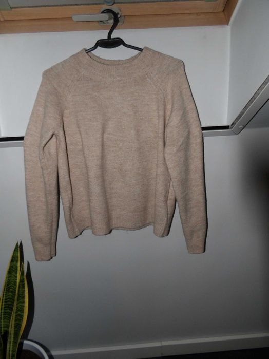 D/Sweter damski beżowy Reserved