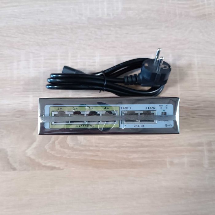 POE Switch POE204DL: Надійний Коммутатор для Живлення Ваших Відеокамер