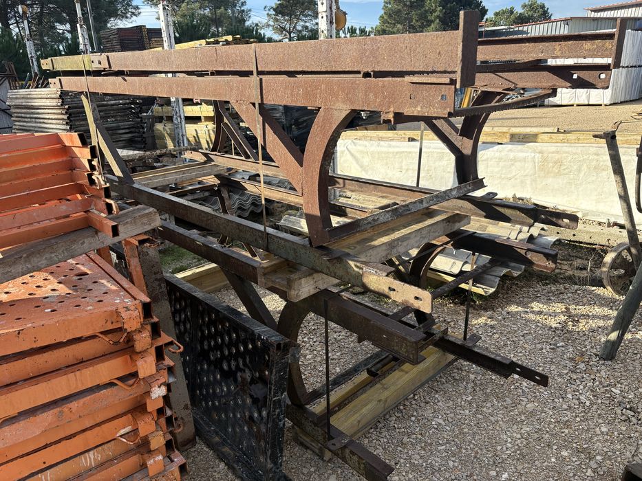 Conjunto calhas  betoneira gasoleo