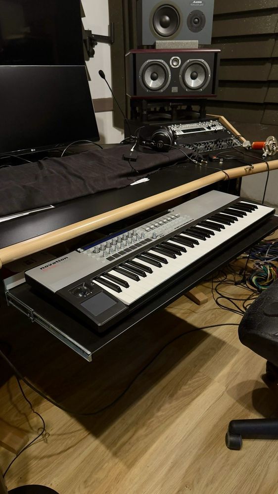 Novation SL MkII – 61 teclas | MIDI Controller - Oportunidade!