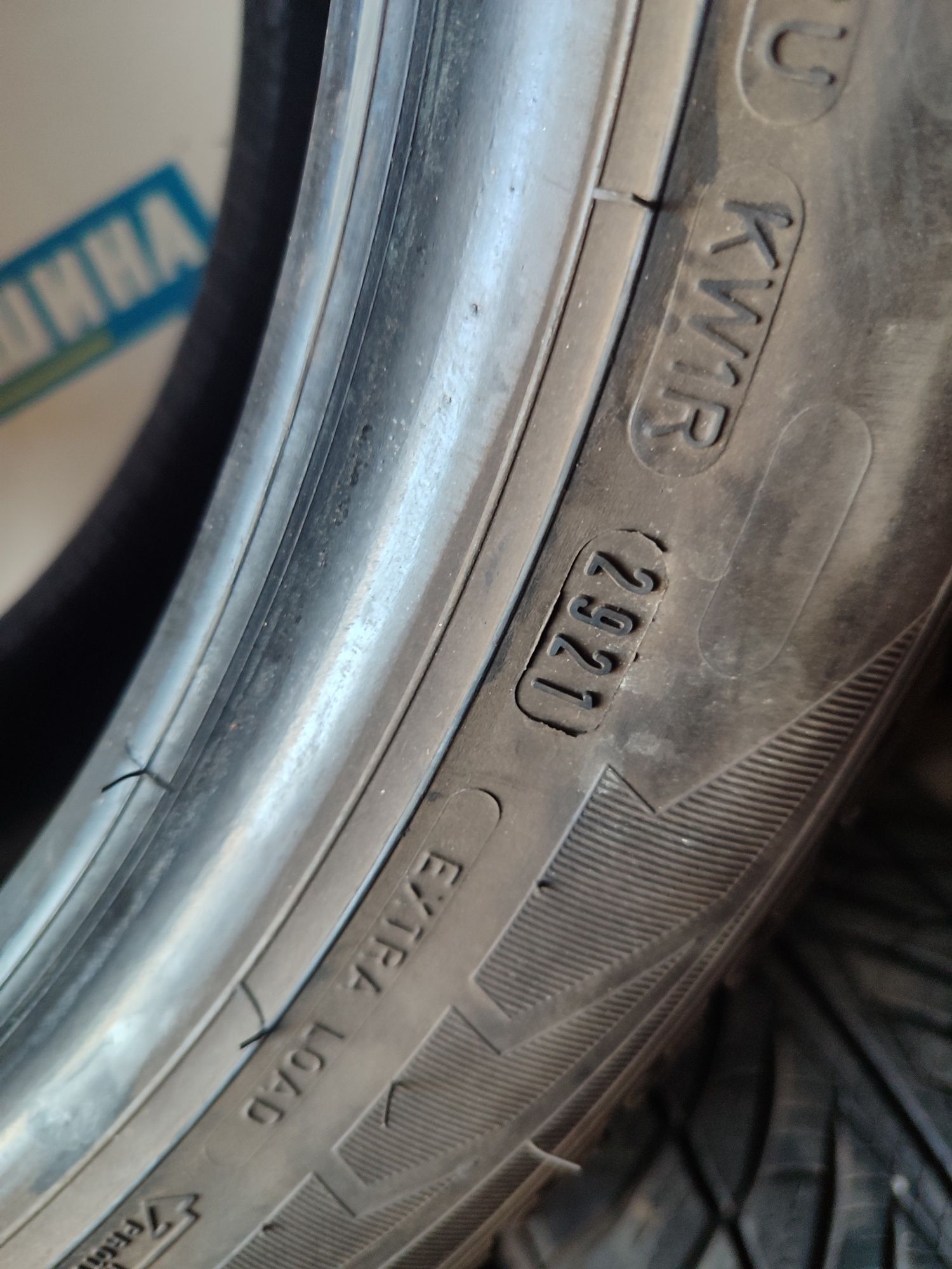Шини goodyear 245 45 r18 зима 21 рік