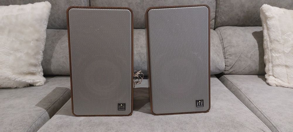 Colunas Grundig Box 416a